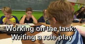 Unterrichtsmitschnitt Film 9 - Sequenz 5: Working on the task: Writing a role play (Video) flv-Datei